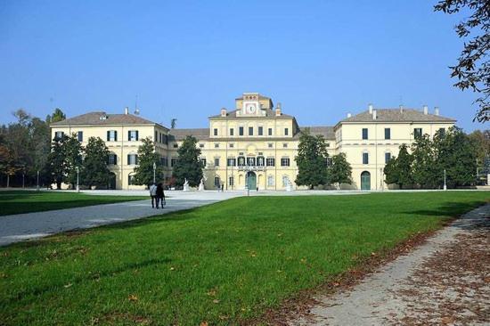 Palazzo Altavilla Deluxe Parma Exterior foto