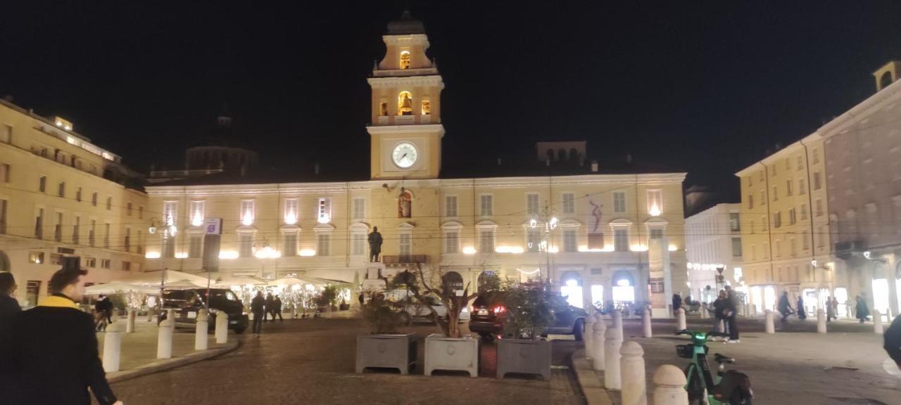 Palazzo Altavilla Deluxe Parma Exterior foto